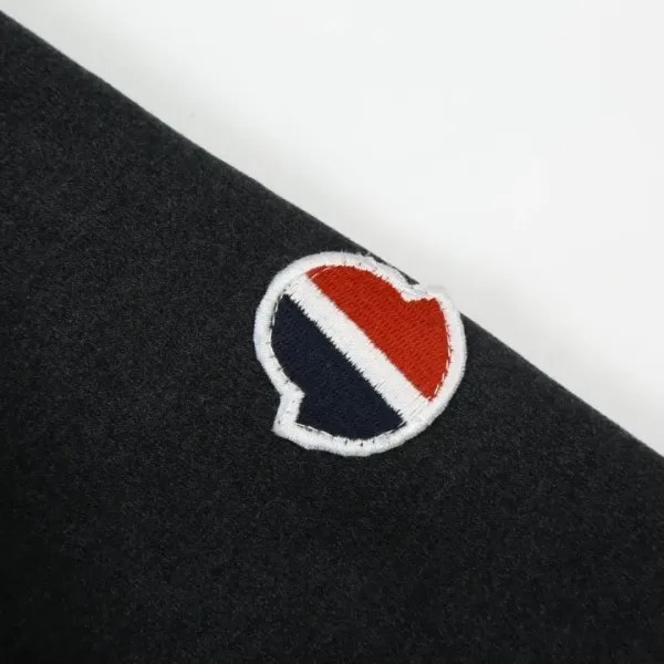 【MONCLER 公式旗艦店】モンクレール ダウンジャケット好評に付き再入荷! 241102 【MONCLER 公式旗艦店】モンクレール ダウンジャケット好評に付き再入荷! 241102