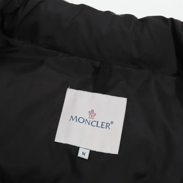 【MONCLER 公式旗艦店】モンクレール ダウンジャケット好評に付き再入荷! 241026 【MONCLER 公式旗艦店】モンクレール ダウンジャケット好評に付き再入荷! 241026