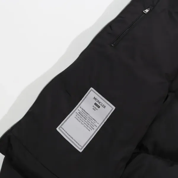 【MONCLER 公式旗艦店】モンクレール ダウンジャケット好評に付き再入荷! 241026 【MONCLER 公式旗艦店】モンクレール ダウンジャケット好評に付き再入荷! 241026