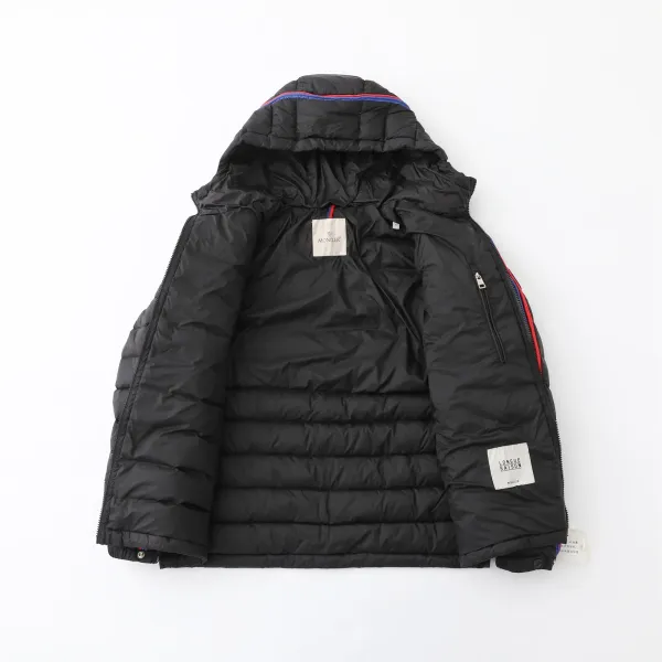 【MONCLER 公式旗艦店】モンクレール ダウンジャケット好評に付き再入荷! 241026 【MONCLER 公式旗艦店】モンクレール ダウンジャケット好評に付き再入荷! 241026