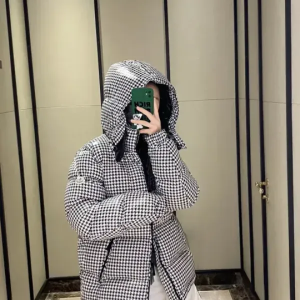 【Moncler】✖️【Fragment Design】23FW ダウンジャケット 241016 【Moncler】✖️【Fragment Design】23FW ダウンジャケット 241016
