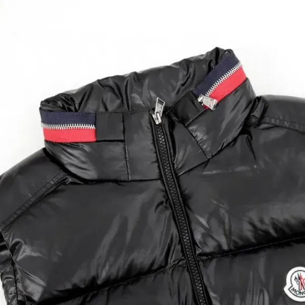 MONCLER モンクレール ジレ ベスト ダウンベスト 男女兼用 241016 MONCLER モンクレール ジレ ベスト ダウンベスト 男女兼用 241016