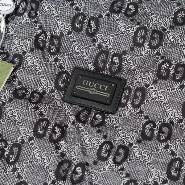 【GUCCI  公式旗艦店】グッチ   ダウンジャケット ご好評に付き再入荷！240927