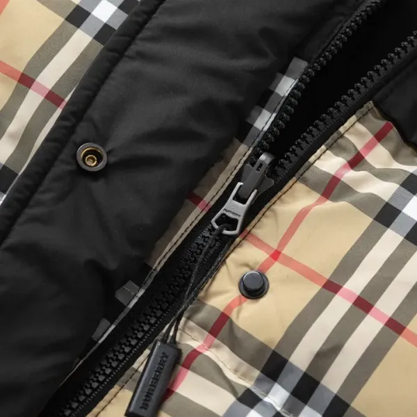 【BURBERRY 公式旗艦店】バーバリー ダウンジャケット ご好評に付き再入荷!241226 【BURBERRY 公式旗艦店】バーバリー ダウンジャケット ご好評に付き再入荷!241226
