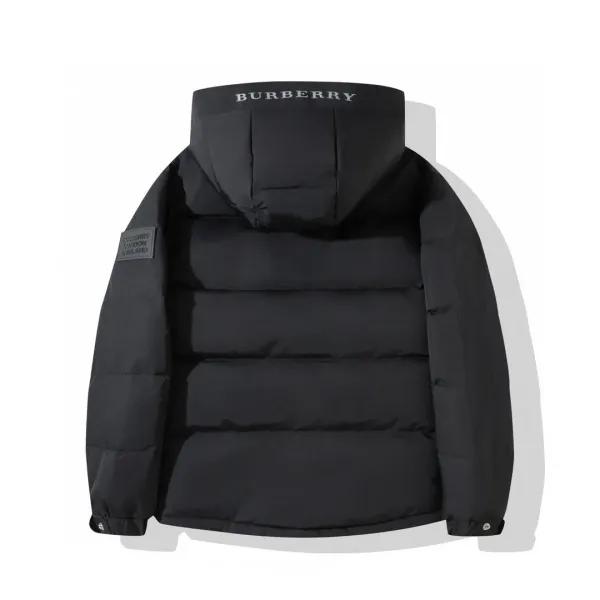 【BURBERRY  公式旗艦店】バーバリー  ダウンジャケット ご好評に付き再入荷！241226