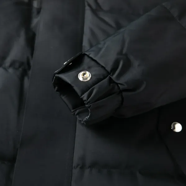 【BURBERRY  公式旗艦店】バーバリー  ダウンジャケット ご好評に付き再入荷！241226