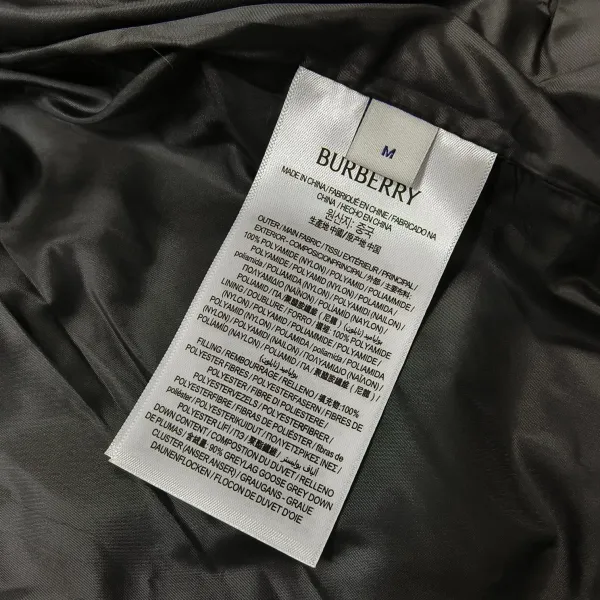 【BURBERRY  公式旗艦店】バーバリー  ダウンジャケット ご好評に付き再入荷！241226