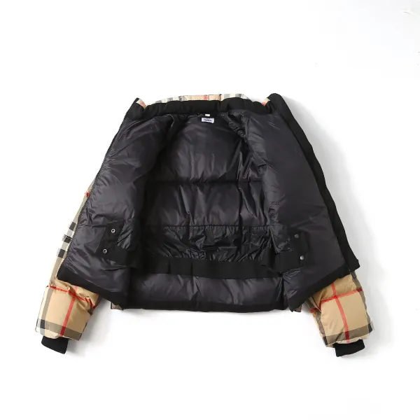 【BURBERRY  公式旗艦店】バーバリー  ダウンジャケット ご好評に付き再入荷！241226