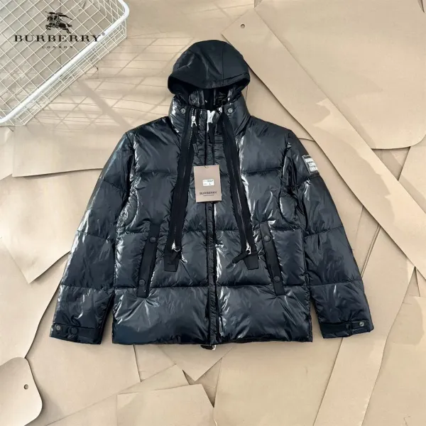【BURBERRY 公式旗艦店】バーバリー ダウンジャケット ご好評に付き再入荷!241226 【BURBERRY 公式旗艦店】バーバリー ダウンジャケット ご好評に付き再入荷!241226
