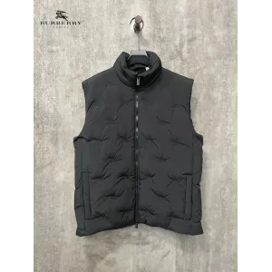 【BURBERRY  公式旗艦店】バーバリー  ダウンジャケット ご好評に付き再入荷！241226