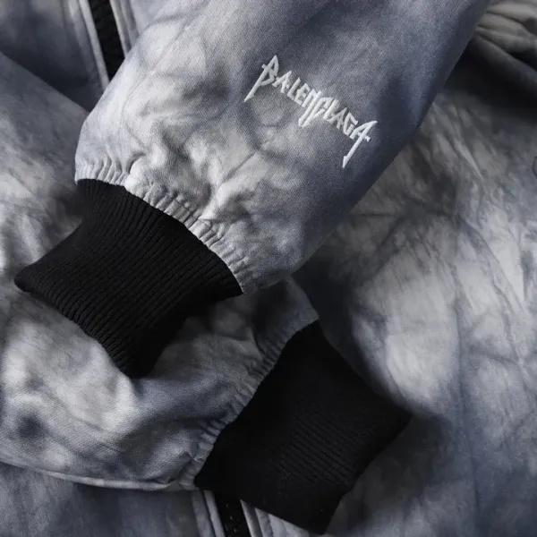 【BALENCIAGA 公式旗艦店】バレンシアガ ダウンジャケット ご好評に付き再入荷! 241214 【BALENCIAGA 公式旗艦店】バレンシアガ ダウンジャケット ご好評に付き再入荷! 241214