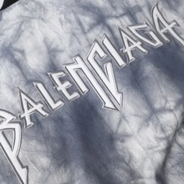 【BALENCIAGA 公式旗艦店】バレンシアガ ダウンジャケット ご好評に付き再入荷! 241214 【BALENCIAGA 公式旗艦店】バレンシアガ ダウンジャケット ご好評に付き再入荷! 241214