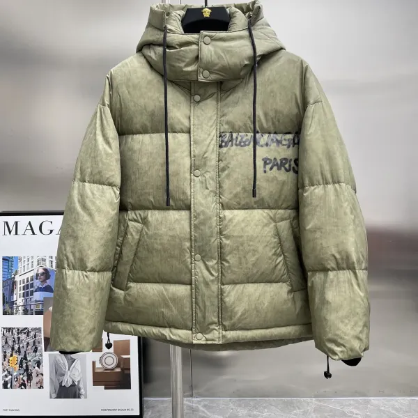 【BALENCIAGA 公式旗艦店】バレンシアガ ダウンジャケット ご好評に付き再入荷! 241205 【BALENCIAGA 公式旗艦店】バレンシアガ ダウンジャケット ご好評に付き再入荷! 241205