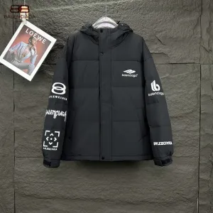【BALENCIAGA 公式旗艦店】バレンシアガ ダウンジャケット ご好評に付き再入荷! 241205 【BALENCIAGA 公式旗艦店】バレンシアガ ダウンジャケット ご好評に付き再入荷! 241205