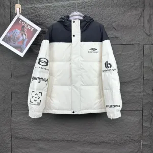 【BALENCIAGA 公式旗艦店】バレンシアガ ダウンジャケット ご好評に付き再入荷! 241205 【BALENCIAGA 公式旗艦店】バレンシアガ ダウンジャケット ご好評に付き再入荷! 241205