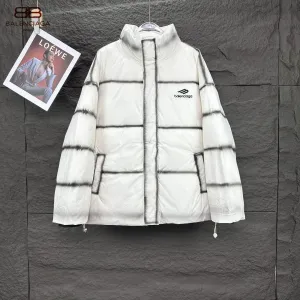 【BALENCIAGA 公式旗艦店】バレンシアガ ダウンジャケット ご好評に付き再入荷! 241205 【BALENCIAGA 公式旗艦店】バレンシアガ ダウンジャケット ご好評に付き再入荷! 241205