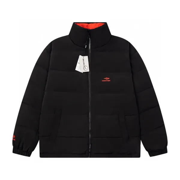 【BALENCIAGA 公式旗艦店】バレンシアガ リバーシブル ダウンジャケット ご好評に付き再入荷!241024 【BALENCIAGA 公式旗艦店】バレンシアガ リバーシブル ダウンジャケット ご好評に付き再入荷!241024