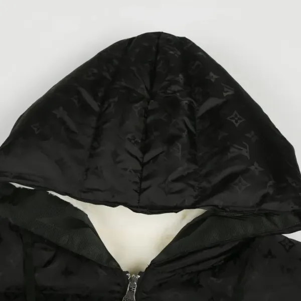 【LOUIS VUITTON  公式旗艦店】ルイヴィトン ダウンジャケット好評に付き再入荷！ 241213