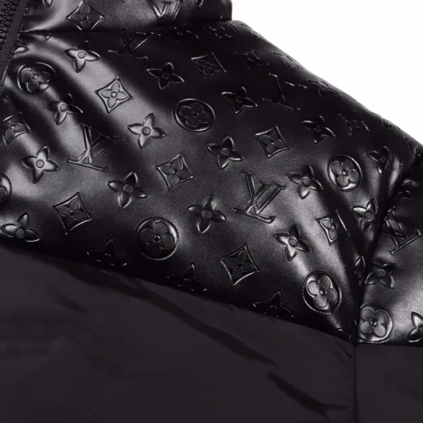 【LOUIS VUITTON  公式旗艦店】ルイヴィトン ダウンジャケット好評に付き再入荷！241112