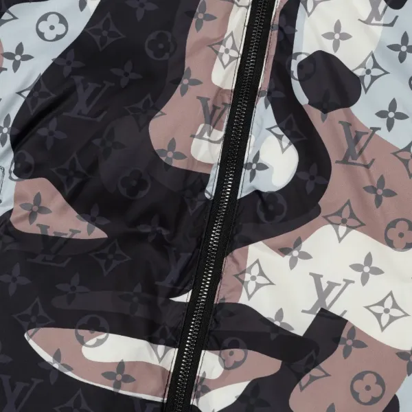 LV 【LOUIS VUITTON 公式旗艦店】ルイヴィトン ダウンジャケット ご好評に付き再入荷!240927 LV 【LOUIS VUITTON 公式旗艦店】ルイヴィトン ダウンジャケット ご好評に付き再入荷!240927