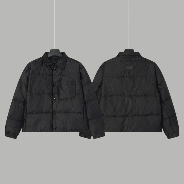 【DIOR 公式旗艦店】ディオール ダウンジャケット ご好評に付き再入荷! 241112 【DIOR 公式旗艦店】ディオール ダウンジャケット ご好評に付き再入荷! 241112
