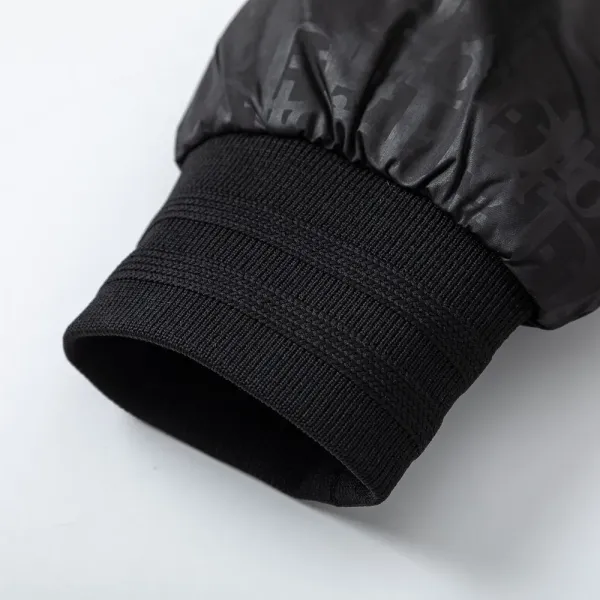 【DIOR  公式旗艦店】ディオール  ダウンジャケット ご好評に付き再入荷！ 241112
