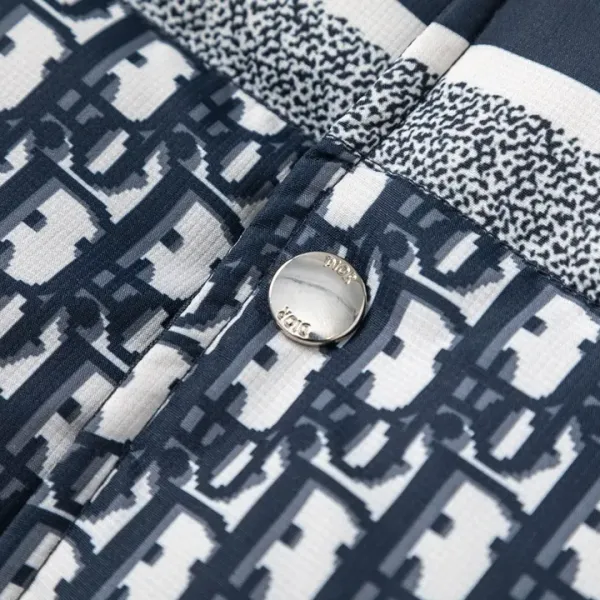【DIOR  公式旗艦店】ディオール  ダウンベスト  ご好評に付き再入荷！ 241112