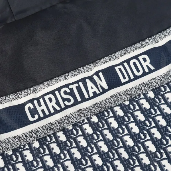 【DIOR 公式旗艦店】ディオール ダウンジャケット ご好評に付き再入荷!241022 【DIOR 公式旗艦店】ディオール ダウンジャケット ご好評に付き再入荷!241022