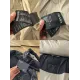 【PRADA 公式旗艦店】プラダ ダウンジャケット好評に付き再入荷!241227 【PRADA 公式旗艦店】プラダ ダウンジャケット好評に付き再入荷!241227