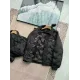【PRADA 公式旗艦店】プラダ ダウンジャケット 好評に付き再入荷! 241112 【PRADA 公式旗艦店】プラダ ダウンジャケット 好評に付き再入荷! 241112