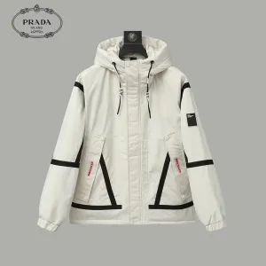 【PRADA  公式旗艦店】プラダ  ダウンジャケット 好評に付き再入荷！ 241102