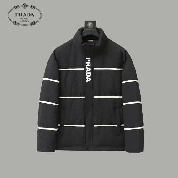 【PRADA 公式旗艦店】プラダ ダウンジャケット 好評に付き再入荷! 241102 【PRADA 公式旗艦店】プラダ ダウンジャケット 好評に付き再入荷! 241102