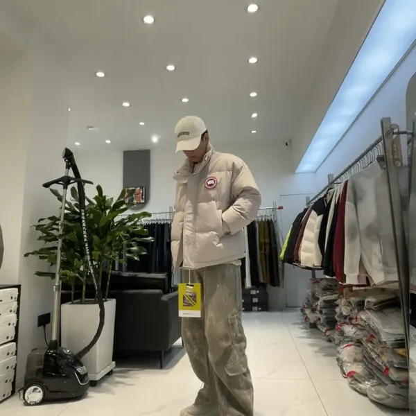 【Canada Goose 公式旗艦店】 カナダグース ダウンジャケット ご好評に付き再入荷!241227 【Canada Goose 公式旗艦店】 カナダグース ダウンジャケット ご好評に付き再入荷!241227