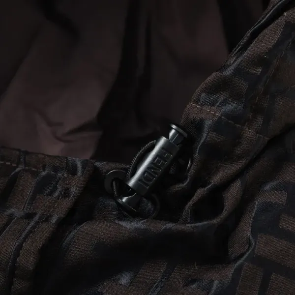 FENDI(フェンディ) ダウンジャケット 241112 FENDI(フェンディ) ダウンジャケット 241112
