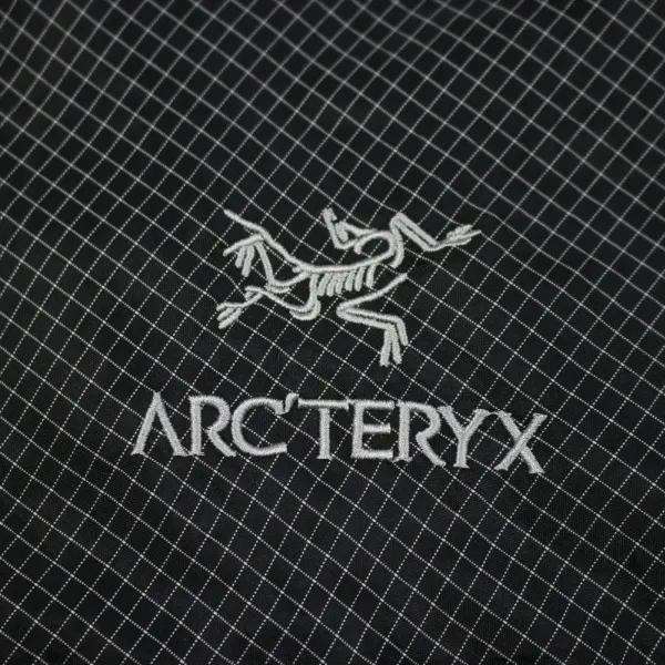 【ARCTERYX 公式旗艦店】 アークテリクス ダウンジャケット ご好評に付き再入荷! 241228 【ARCTERYX 公式旗艦店】 アークテリクス ダウンジャケット ご好評に付き再入荷! 241228