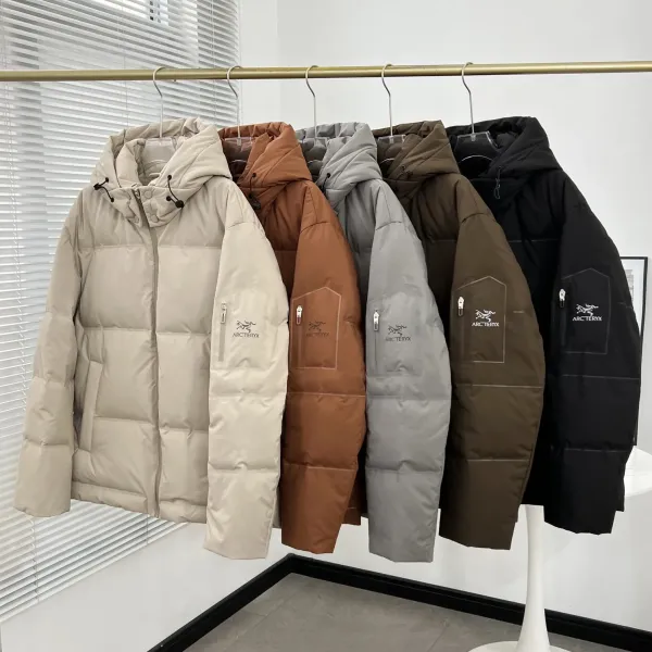 【ARCTERYX   公式旗艦店】 アークテリクス  ダウンジャケット ご好評に付き再入荷！  241228
