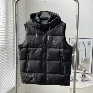 【ARCTERYX 公式旗艦店】 アークテリクス ダウンベスト ご好評に付き再入荷! 241228 【ARCTERYX 公式旗艦店】 アークテリクス ダウンベスト ご好評に付き再入荷! 241228