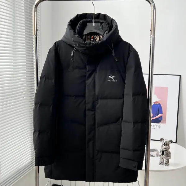 【ARCTERYX   公式旗艦店】 アークテリクス   ダウンジャケット  ご好評に付き再入荷！  241228