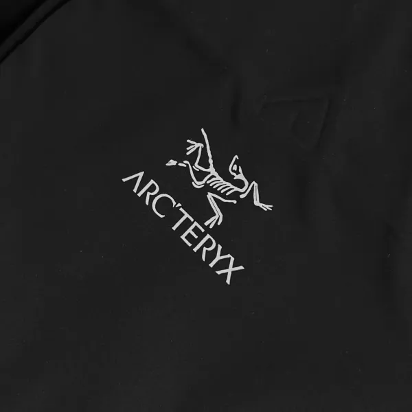 【ARCTERYX   公式旗艦店】 アークテリクス   ダウンジャケット  ご好評に付き再入荷！  241228