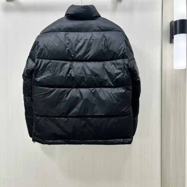 【ARCTERYX   公式旗艦店】アークテリクス   ダウンジャケット好評に付き再入荷！ 241207