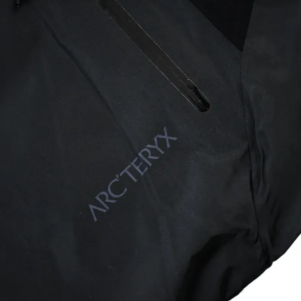【ARCTERYX 公式旗艦店】 アークテリクス ダウンジャケット ご好評に付き再入荷! 241205 【ARCTERYX 公式旗艦店】 アークテリクス ダウンジャケット ご好評に付き再入荷! 241205