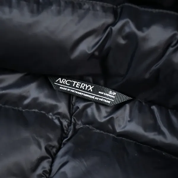 【ARCTERYX 公式旗艦店】 アークテリクス ダウンジャケット ご好評に付き再入荷! 241205 【ARCTERYX 公式旗艦店】 アークテリクス ダウンジャケット ご好評に付き再入荷! 241205