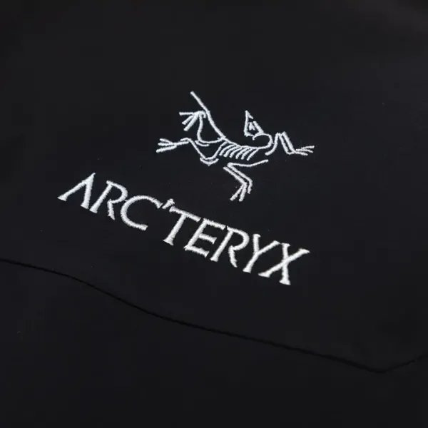 【ARCTERYX 公式旗艦店】 アークテリクス ダウンジャケット ご好評に付き再入荷! 241205 【ARCTERYX 公式旗艦店】 アークテリクス ダウンジャケット ご好評に付き再入荷! 241205