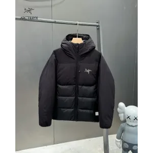 【ARCTERYX   公式旗艦店】 アークテリクス  ダウンジャケット ご好評に付き再入荷！  241205