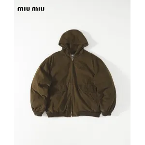 【Miumiu 公式旗艦店】ミュウミュウ ダウンジャケット ご好評に付き再入荷!241228 【Miumiu 公式旗艦店】ミュウミュウ ダウンジャケット ご好評に付き再入荷!241228