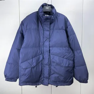 【Miumiu 公式旗艦店】ミュウミュウ ダウンジャケット ご好評に付き再入荷!241206 【Miumiu 公式旗艦店】ミュウミュウ ダウンジャケット ご好評に付き再入荷!241206