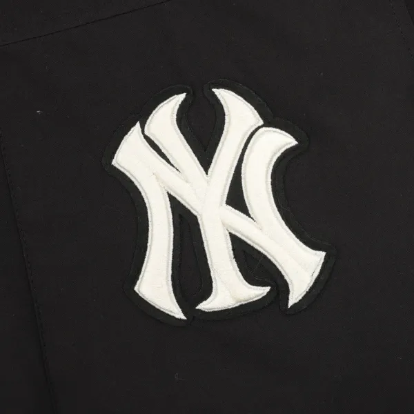 New York Yankees NY 【MLB 公式旗艦店】ヤンキース ダウンジャケット好評に付き再入荷!241227 New York Yankees NY 【MLB 公式旗艦店】ヤンキース ダウンジャケット好評に付き再入荷!241227