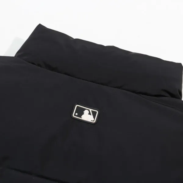 New York Yankees NY 【MLB 公式旗艦店】ヤンキース ダウンジャケット好評に付き再入荷!241227 New York Yankees NY 【MLB 公式旗艦店】ヤンキース ダウンジャケット好評に付き再入荷!241227