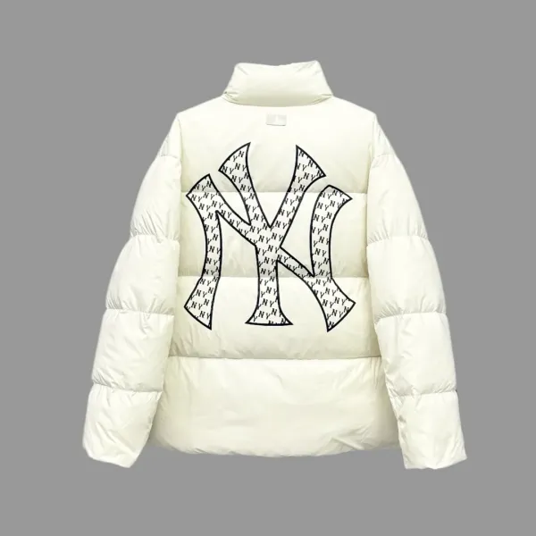 New York Yankees NY 【MLB 公式旗艦店】ヤンキース ダウンジャケット好評に付き再入荷!241227 New York Yankees NY 【MLB 公式旗艦店】ヤンキース ダウンジャケット好評に付き再入荷!241227