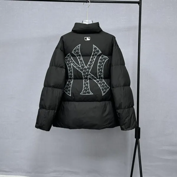 New York Yankees NY 【MLB 公式旗艦店】ヤンキース ダウンジャケット好評に付き再入荷!241227 New York Yankees NY 【MLB 公式旗艦店】ヤンキース ダウンジャケット好評に付き再入荷!241227